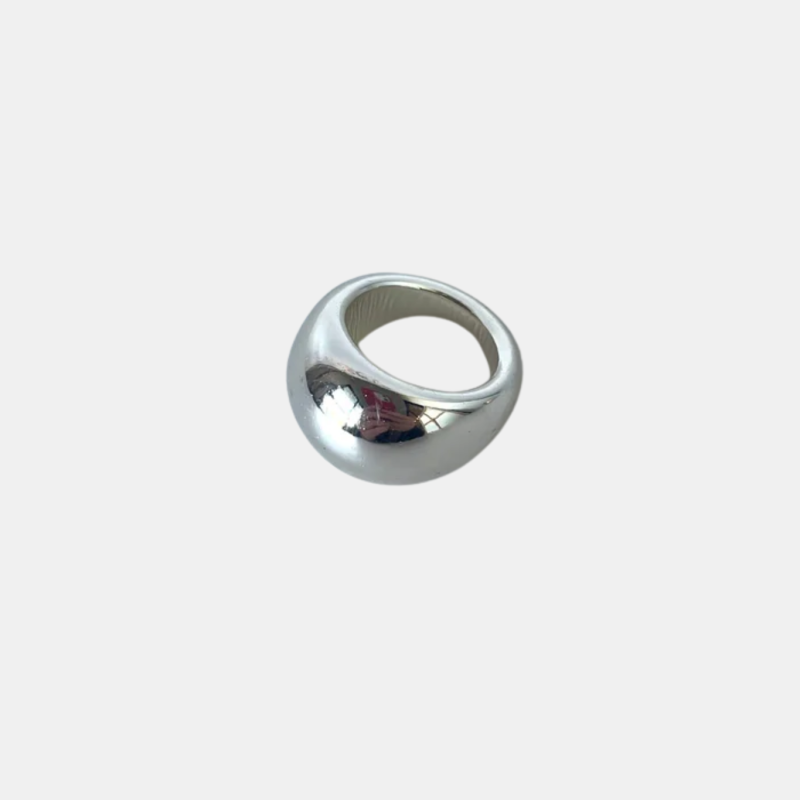 MEDIUM RING IN SILVER