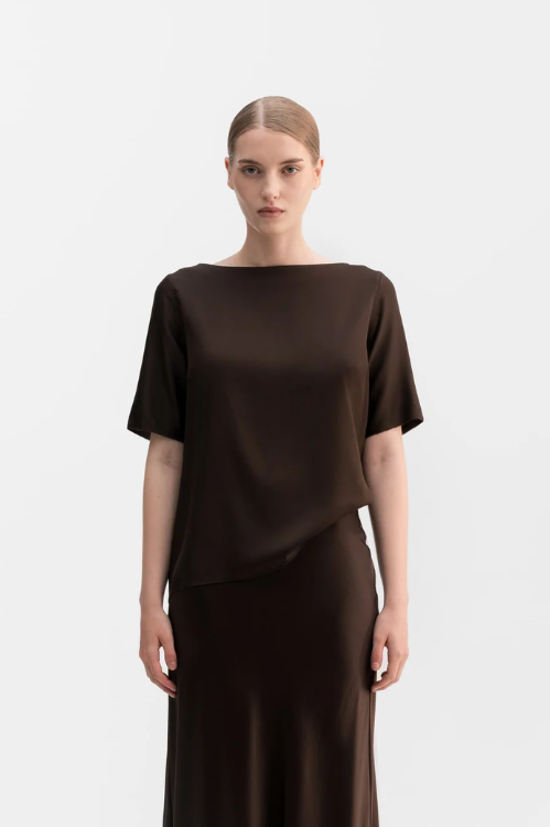 YOLI SILK BLOUSE IN DARK BROWN