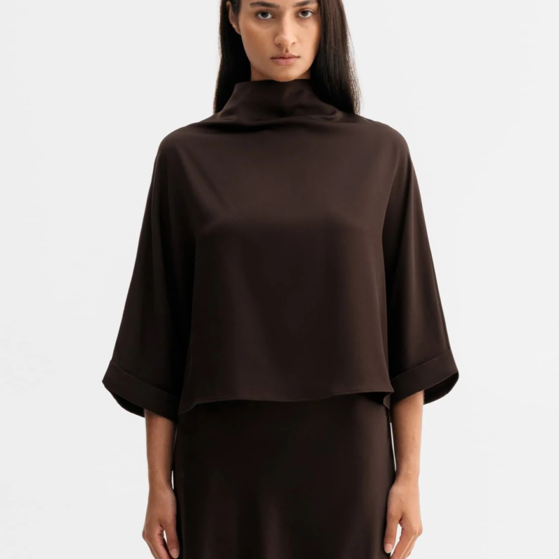 AHLVAR GALLERY THIA SILK TEE DARK BROWN