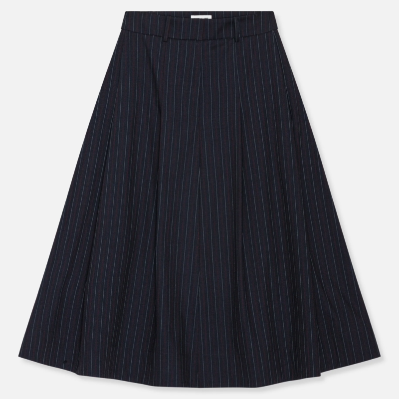 BAUM UND PFERDGARTEN SABRINNA NAVY SUBTLE STRIPE