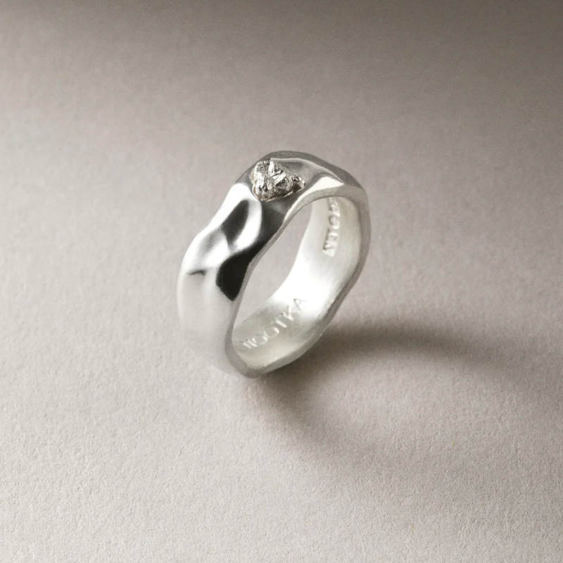 UNCUT RING IN SILVER