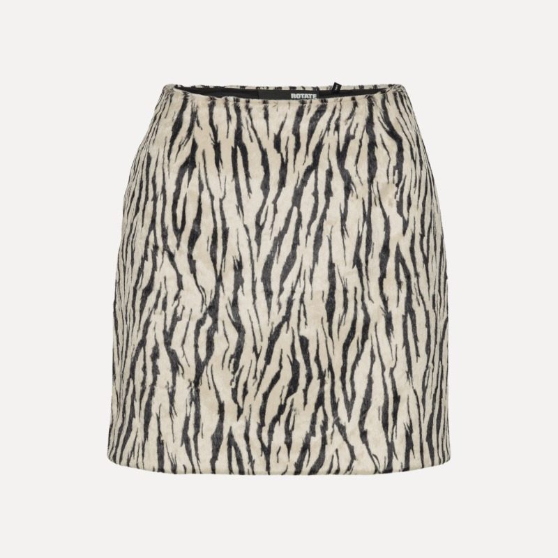 PRINTED FAUX FUR SKIRT