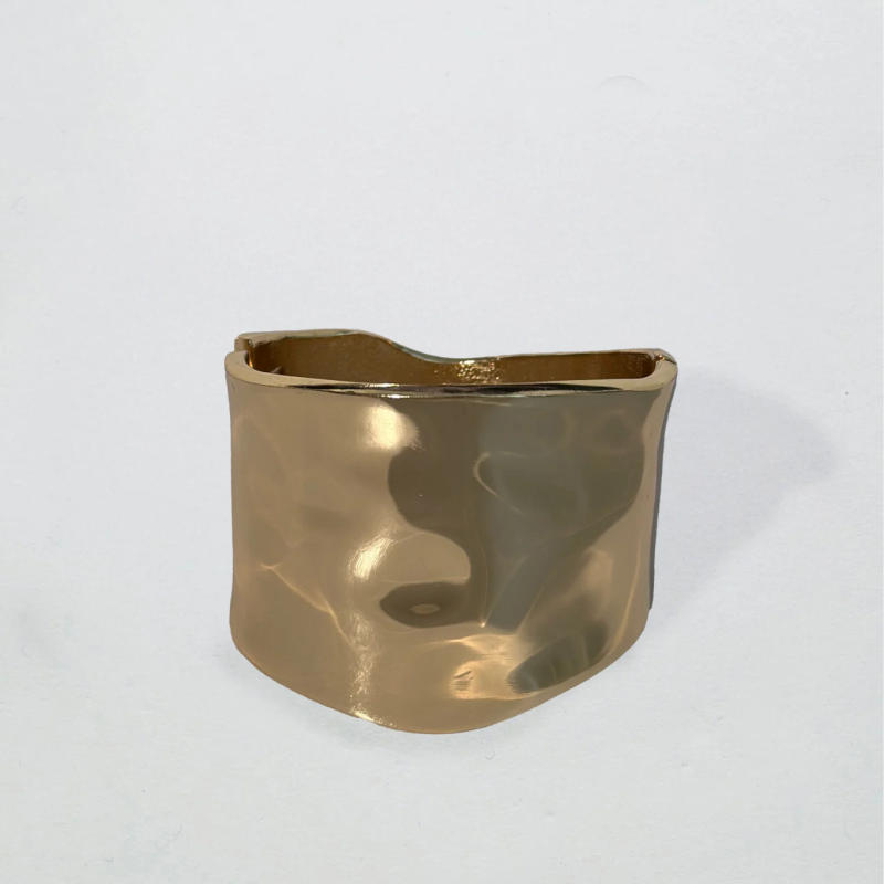 BOLD BRACELET IN GOLD