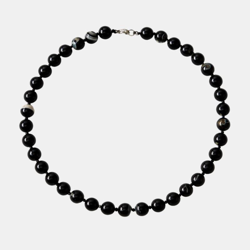 adelæ AGNES BLACK BEAD NECKLACE