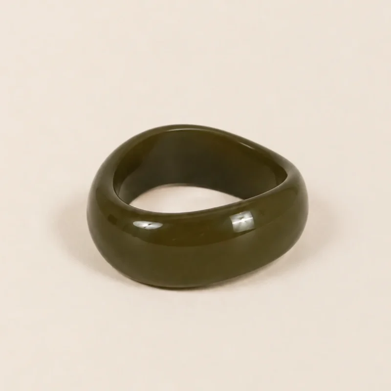 adelæ HILMA BIG FOREST GREEN BANGLE