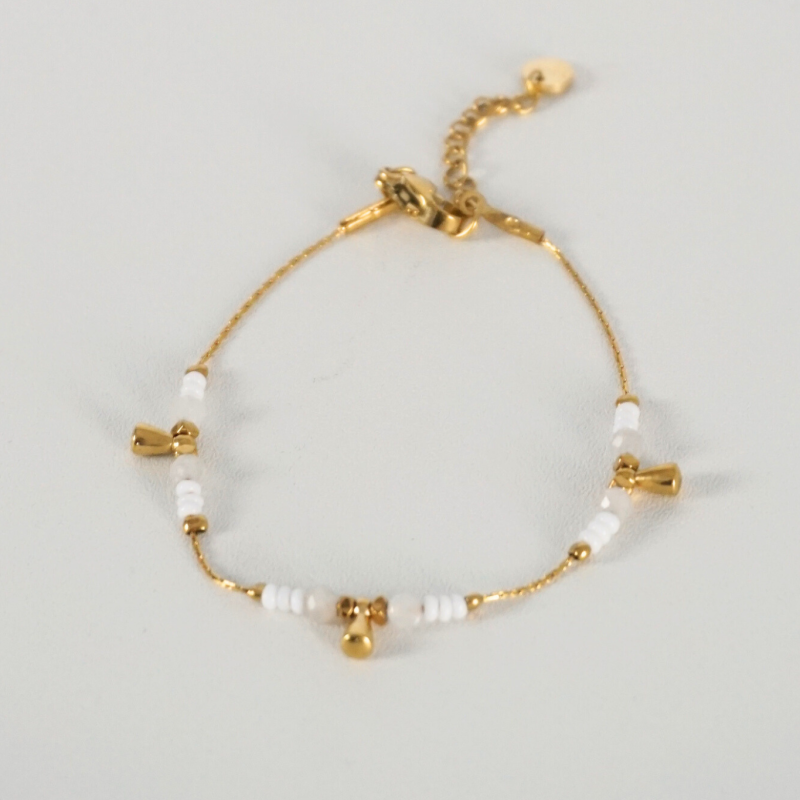 adelæ IRIS WHITE MINI BEAD BRACELET