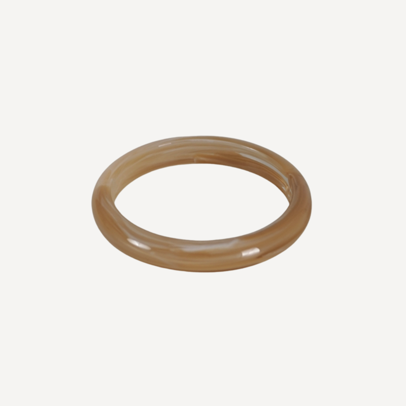 adelæ VERA CLASSIC LIGHT SAND BANGLE