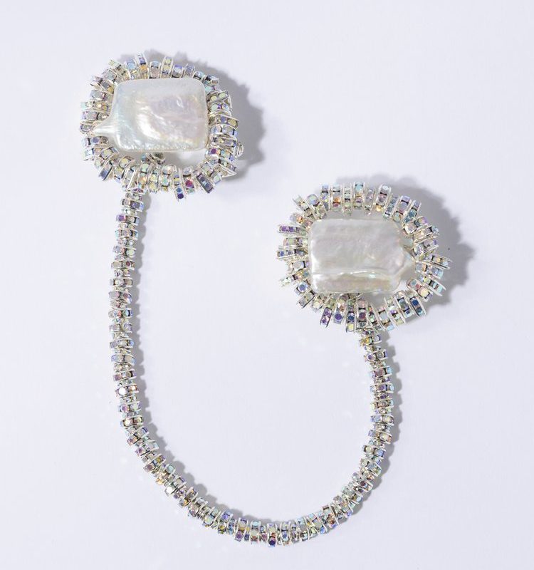 SILENCIO CHAINED BROOCH