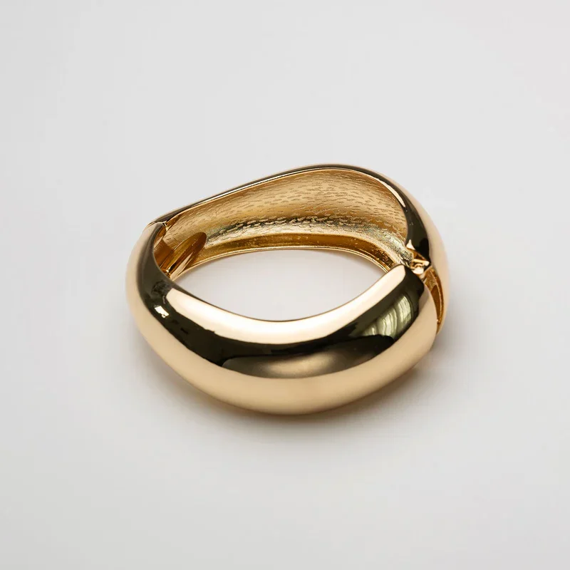 WAVE BRACELET IN GOLD